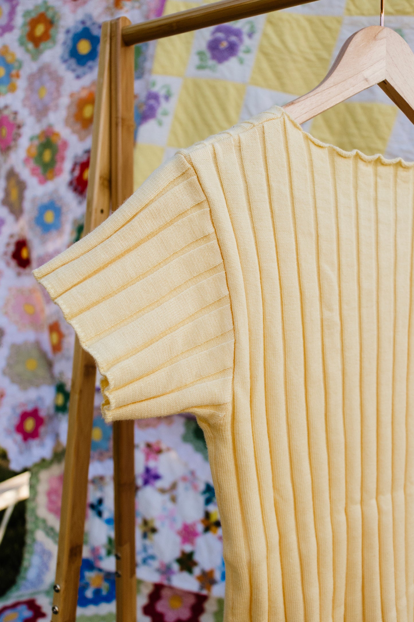 Ribbed Short Sleeve Buttoned Top