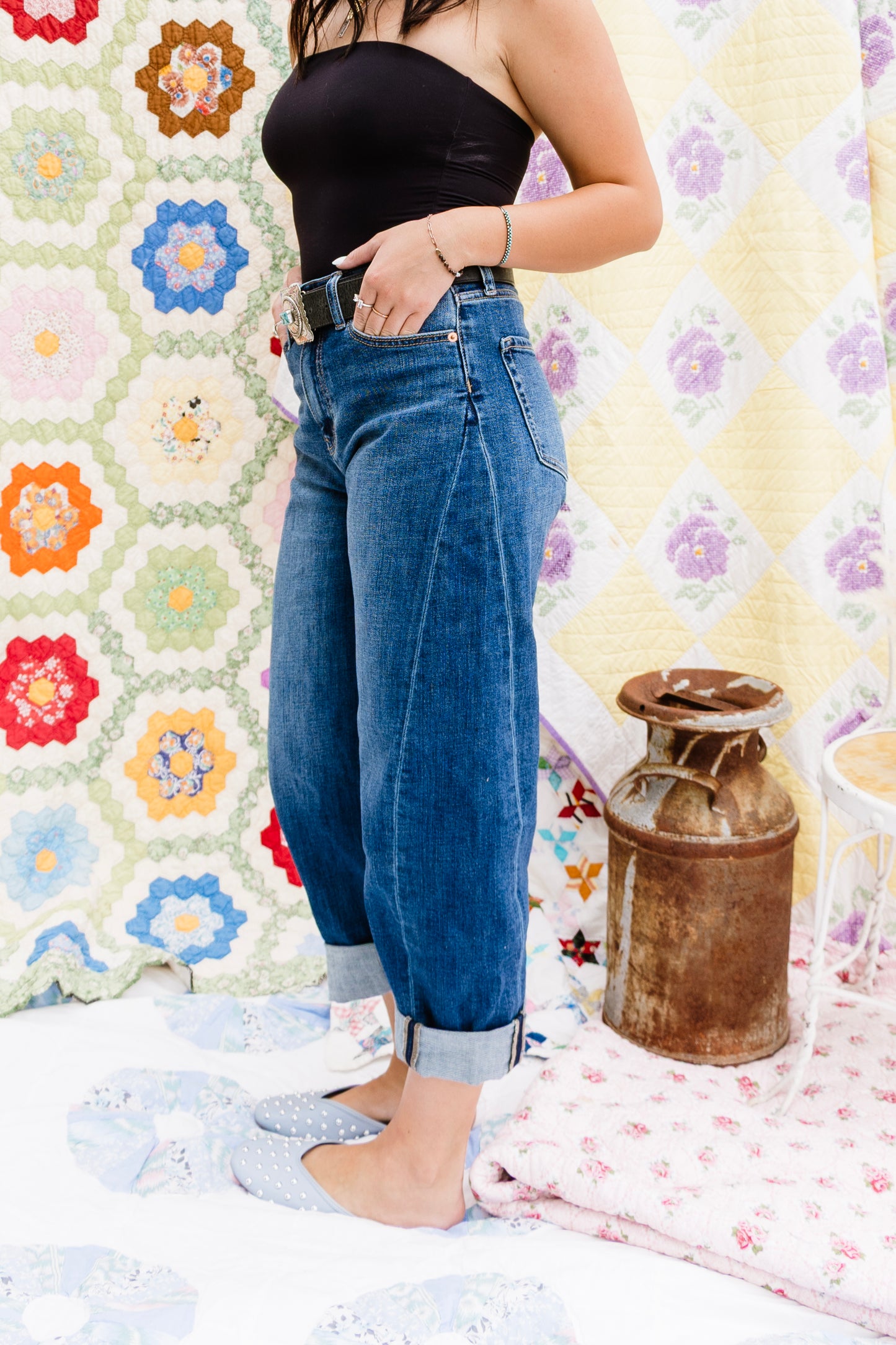 Relaxed Tapered Dark Wash Barrel Jeans